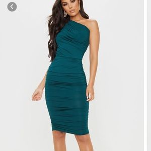 Pretty little thing emerald green dress